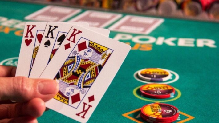 Chia sẻ chiến thuật đánh game bài Liêng hiệu quả