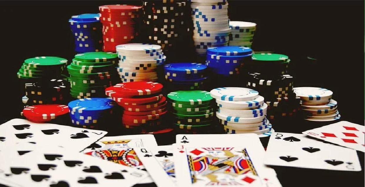 Đánh Poker một cách máy móc tại May88 game