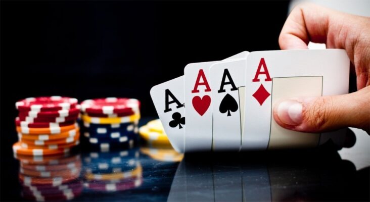 Tiến hành vòng cược River Poker Omaha