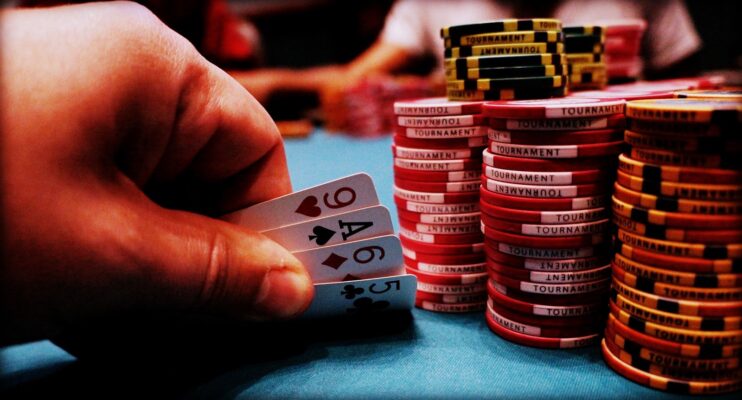 Hướng dẫn cách chơi Poker Omaha tại cổng game May88