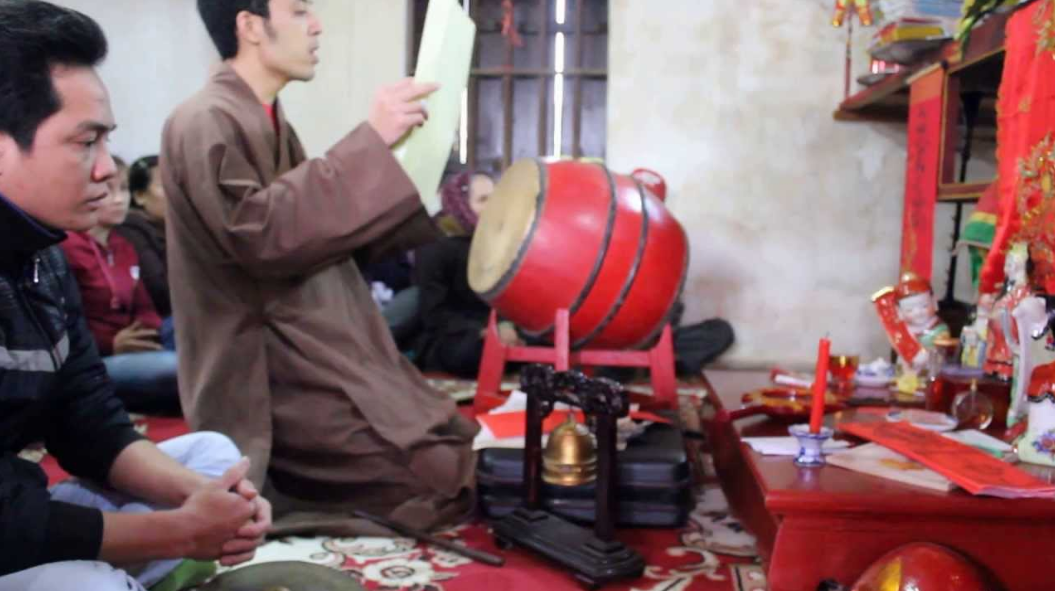 Nhờ thầy cúng giải đen cờ bạc